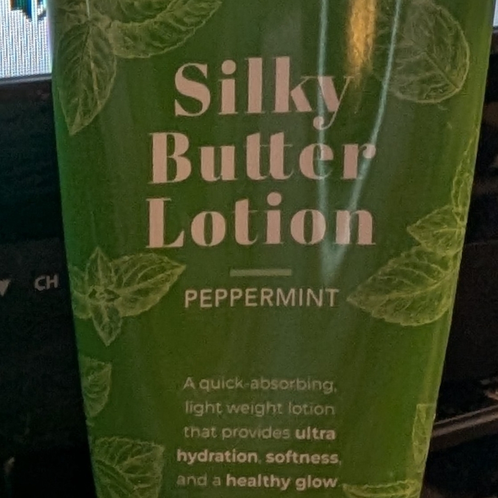 Bare Soak Peppermint Silky Butter Lotion 3.4 oz NWOB Shea Butter